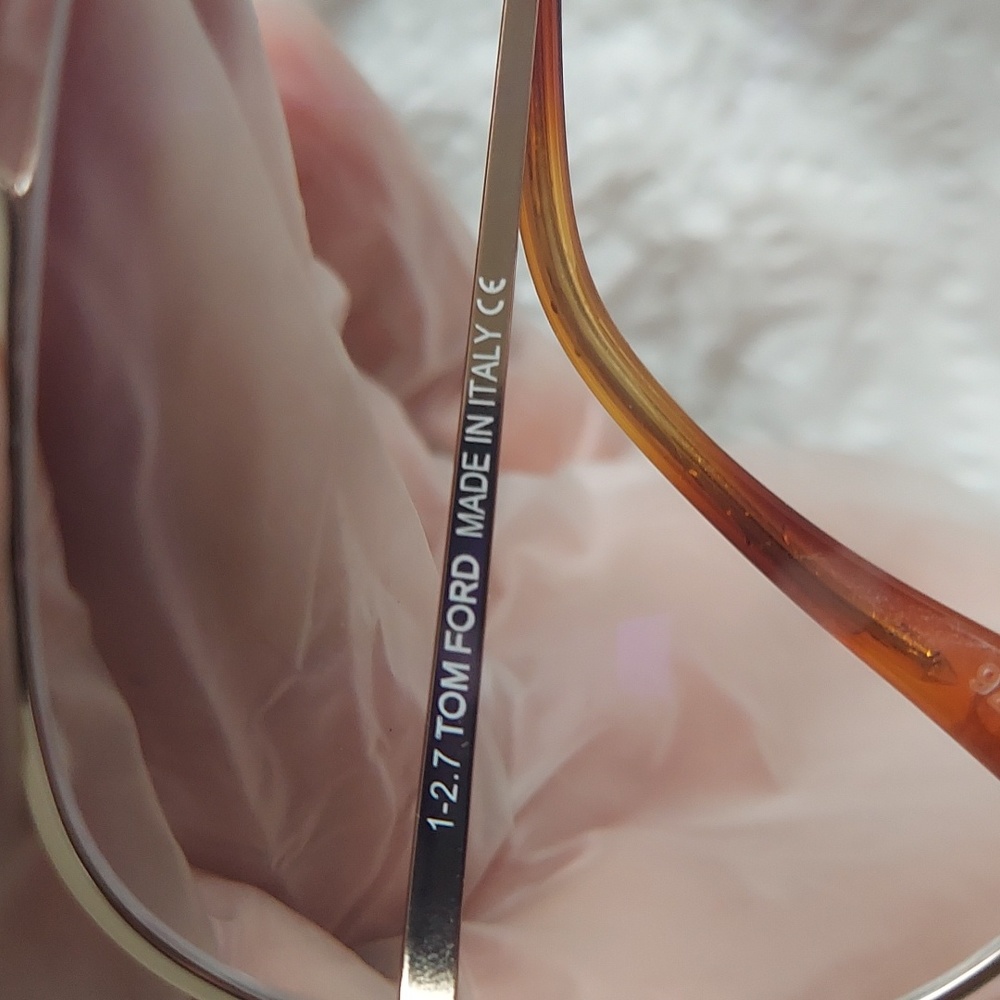 Tom Ford Sunglasses - Picture 11 of 12